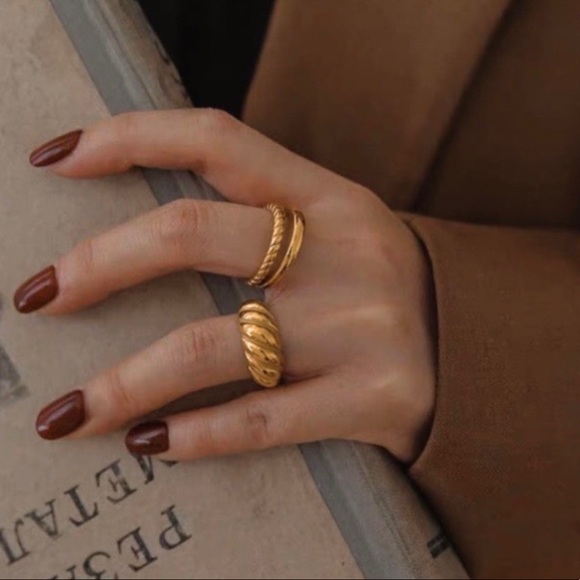 💕18K Gold Plated Stacked Twist Ring - Picture 2 of 8